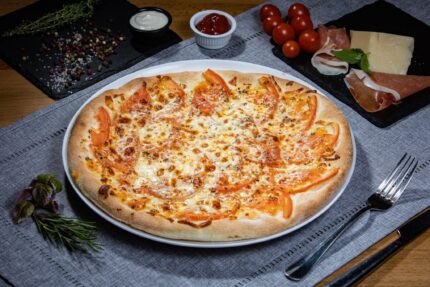 Pizza Caprese